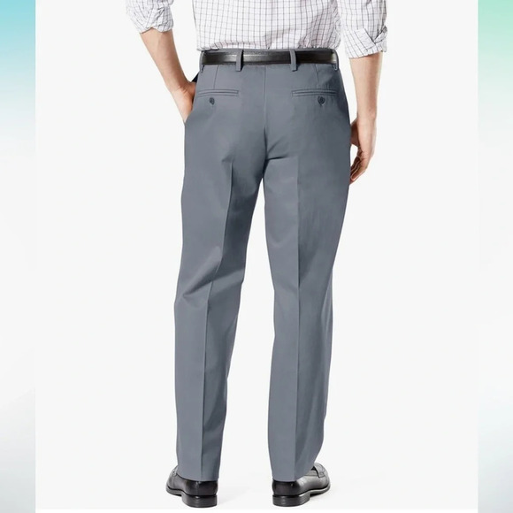 Dockers Classic Fit Signature Grey Khaki Lux Cotton Stretch Pants size 34x34 - Picture 2 of 6